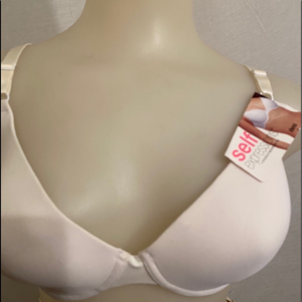 Self Expressions White Ladies Bra Size 38C